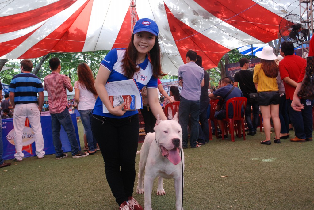 HỘI CHỢ DOG SHOW TẠI SÂN VẬN ĐỘNG PHÚ THỌ 3-4/10/2015