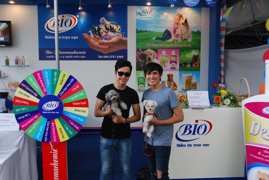 HỘI CHỢ DOG SHOW TẠI SÂN VẬN ĐỘNG PHÚ THỌ 3-4/10/2015