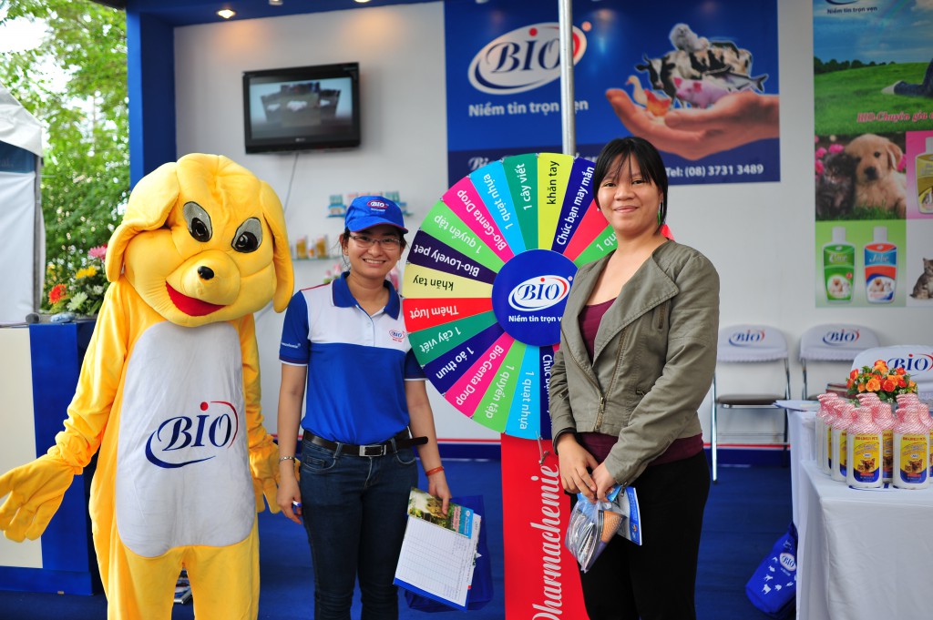 HỘI CHỢ DOG SHOW TẠI SÂN VẬN ĐỘNG PHÚ THỌ 3-4/10/2015