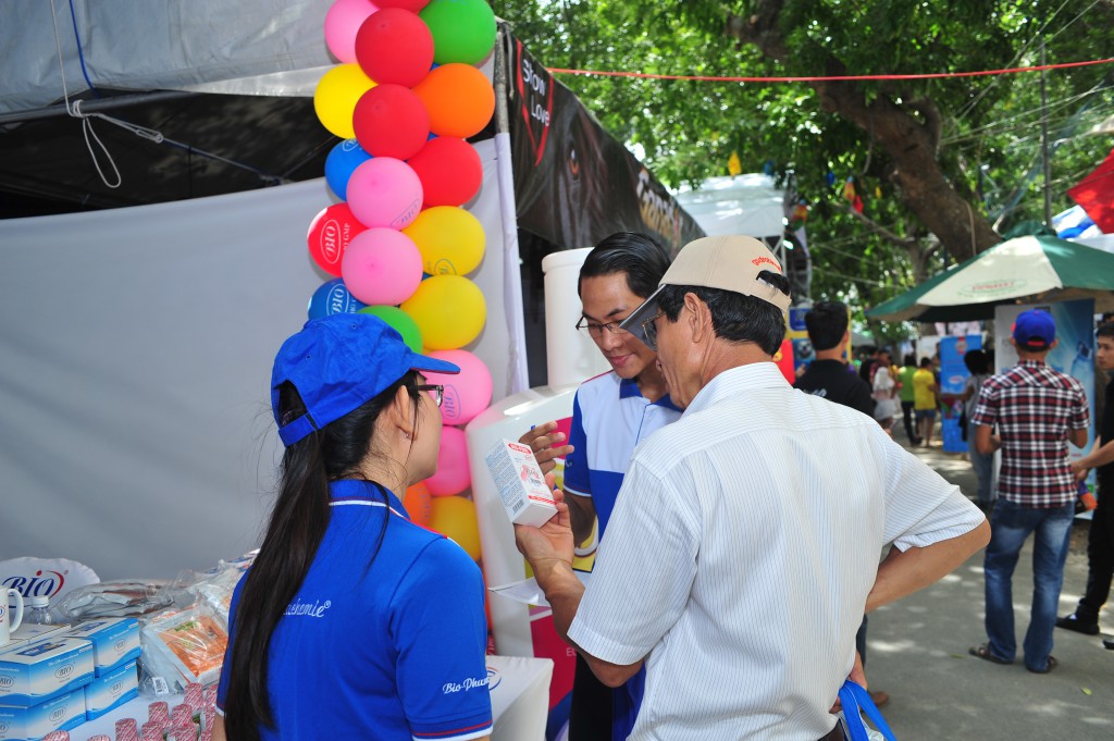 HỘI CHỢ DOG SHOW TẠI SÂN VẬN ĐỘNG PHÚ THỌ 3-4/10/2015