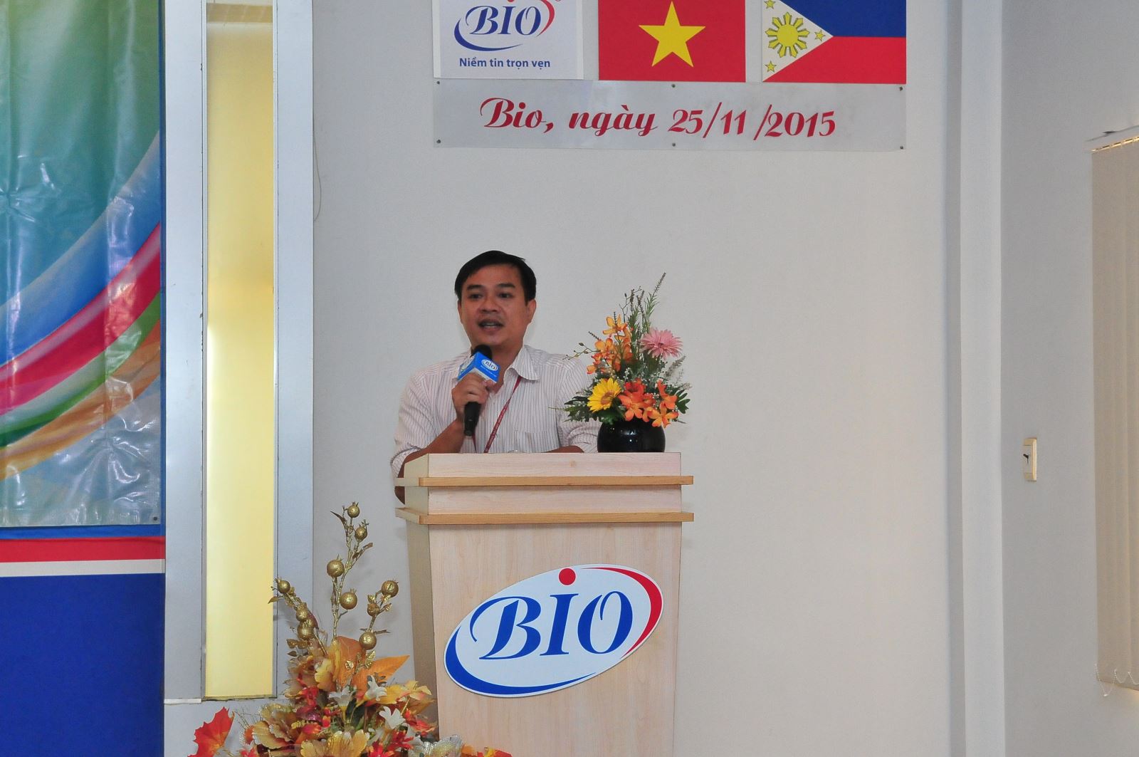 Đại diện trường ĐH Nông Lâm phát biểu