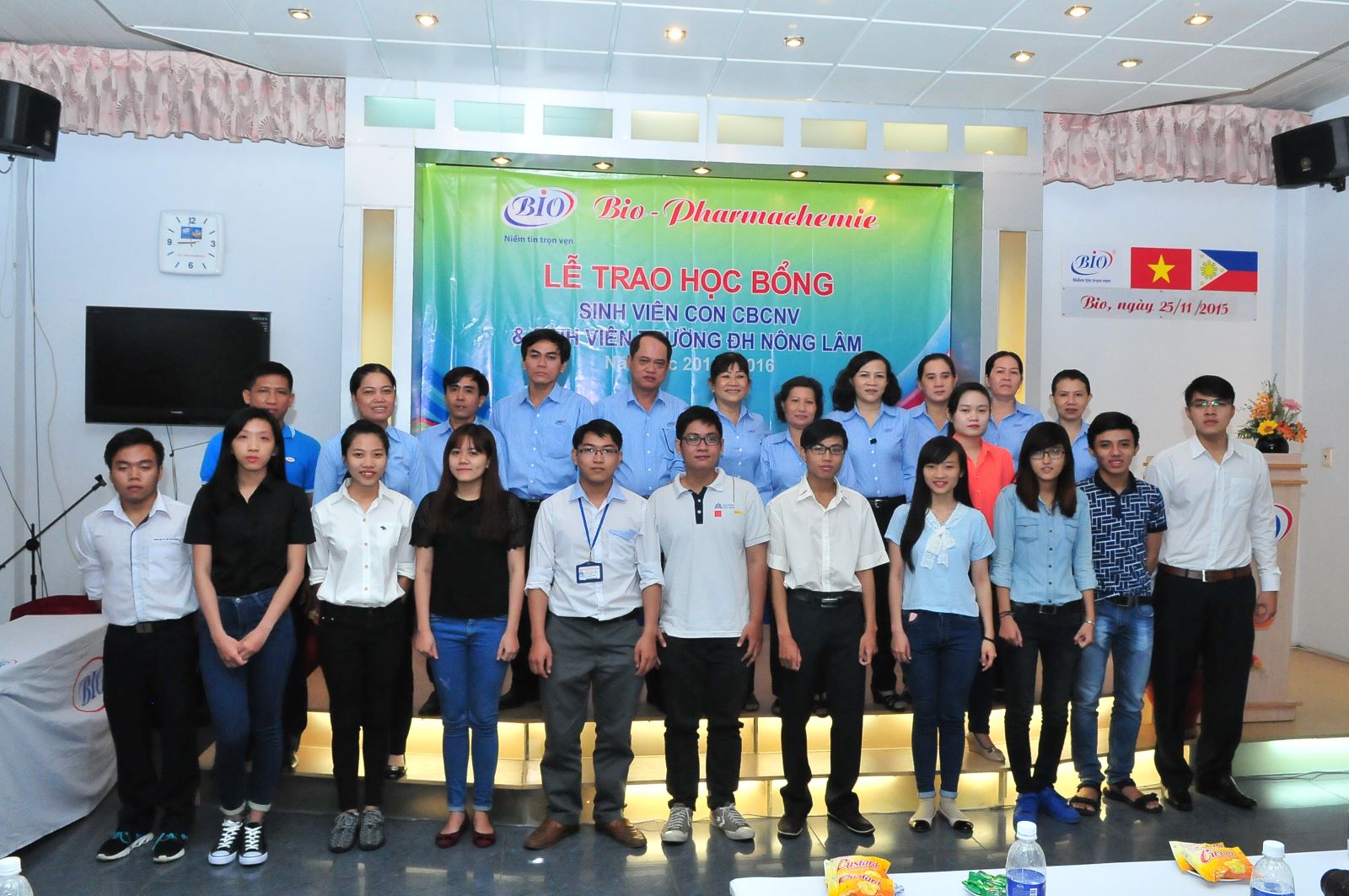 Lễ trao học bổng